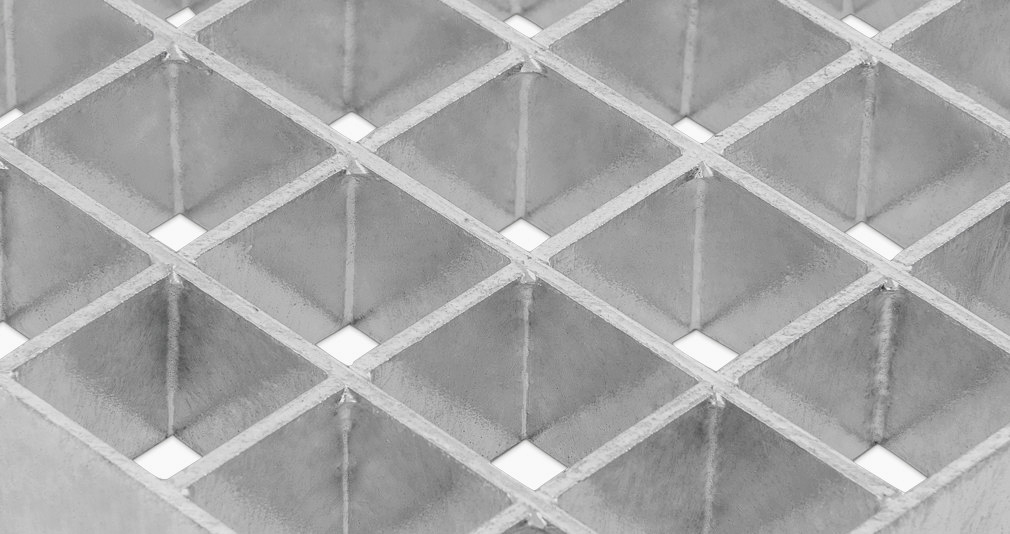 PRESSED GRATING WITH EQUAL STRIPS